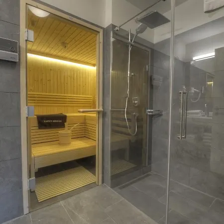 Penthouse By Apartment *